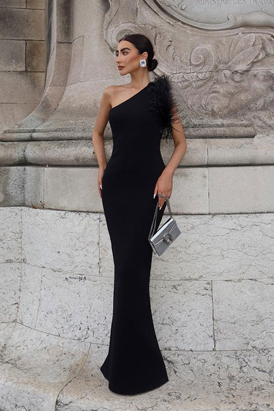 Elegant Feather Trim One Shoulder Back Split Gown Formal Maxi Dress - Black